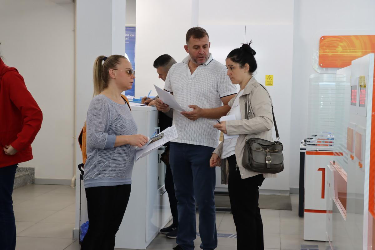 Trakya'da vatandaşlar sosyal konut projesi i&ccedil;in başvurularını yapmaya başladı