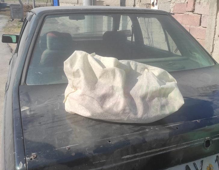 Konya'da büyük vicdansızlık! Yeni doğmuş bebeği torbaya koyup arabanın üstüne bırakmışlar