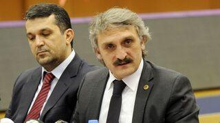 Sahte hesapla yayın yapan AK Partili vekilden açıklama: Sürprizlerim var!