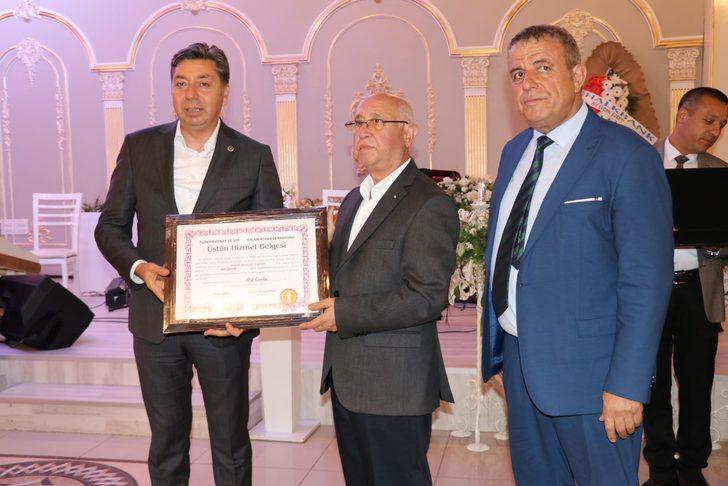 Kırşehir'de ahilik geleneklerine göre çalışan esnafa "Üstün Hizmet Belgesi" verildi G2