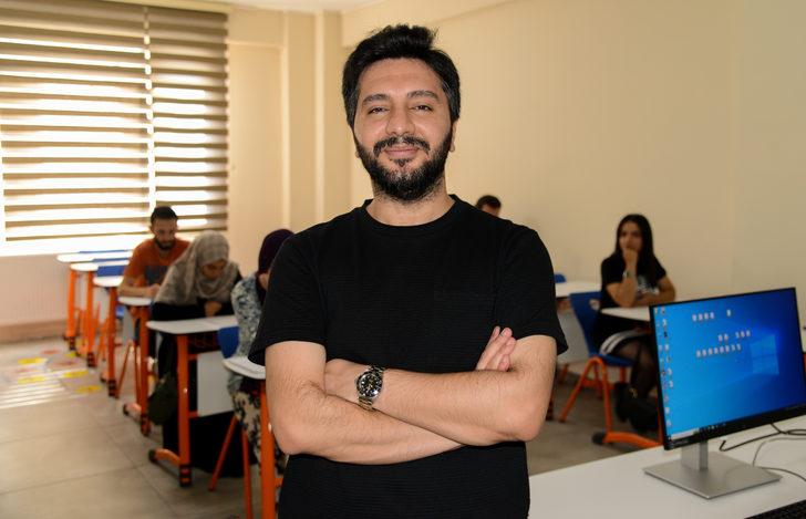 Diyarbakırlı gençlere sunuculuk ve spikerlik eğitimi G3