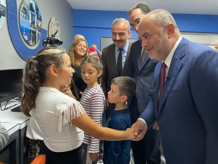 TPAO'nun Zonguldak'taki ilkokulda yenilediği kütüphane ve sınıflar törenle açıldı G3