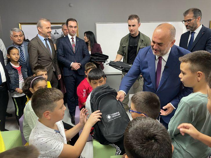 TPAO'nun Zonguldak'taki ilkokulda yenilediği kütüphane ve sınıflar törenle açıldı G5
