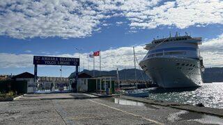 Astoria Grande kruvaziyeri 779 yolcusuyla ikinci kez Amasra'ya geldi