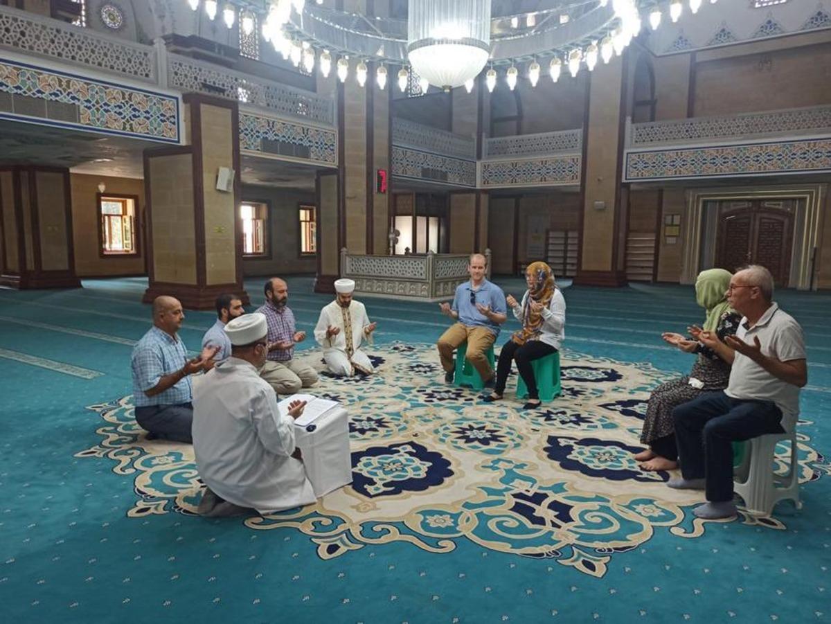 Amerikalı jeoloji m&uuml;hendisi Adana'da M&uuml;sl&uuml;man oldu