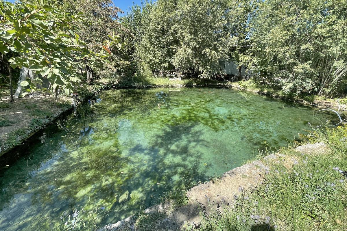 Elazığlılar Dipsiz G&ouml;l'&uuml;n turizme kazandırılmasını istiyor