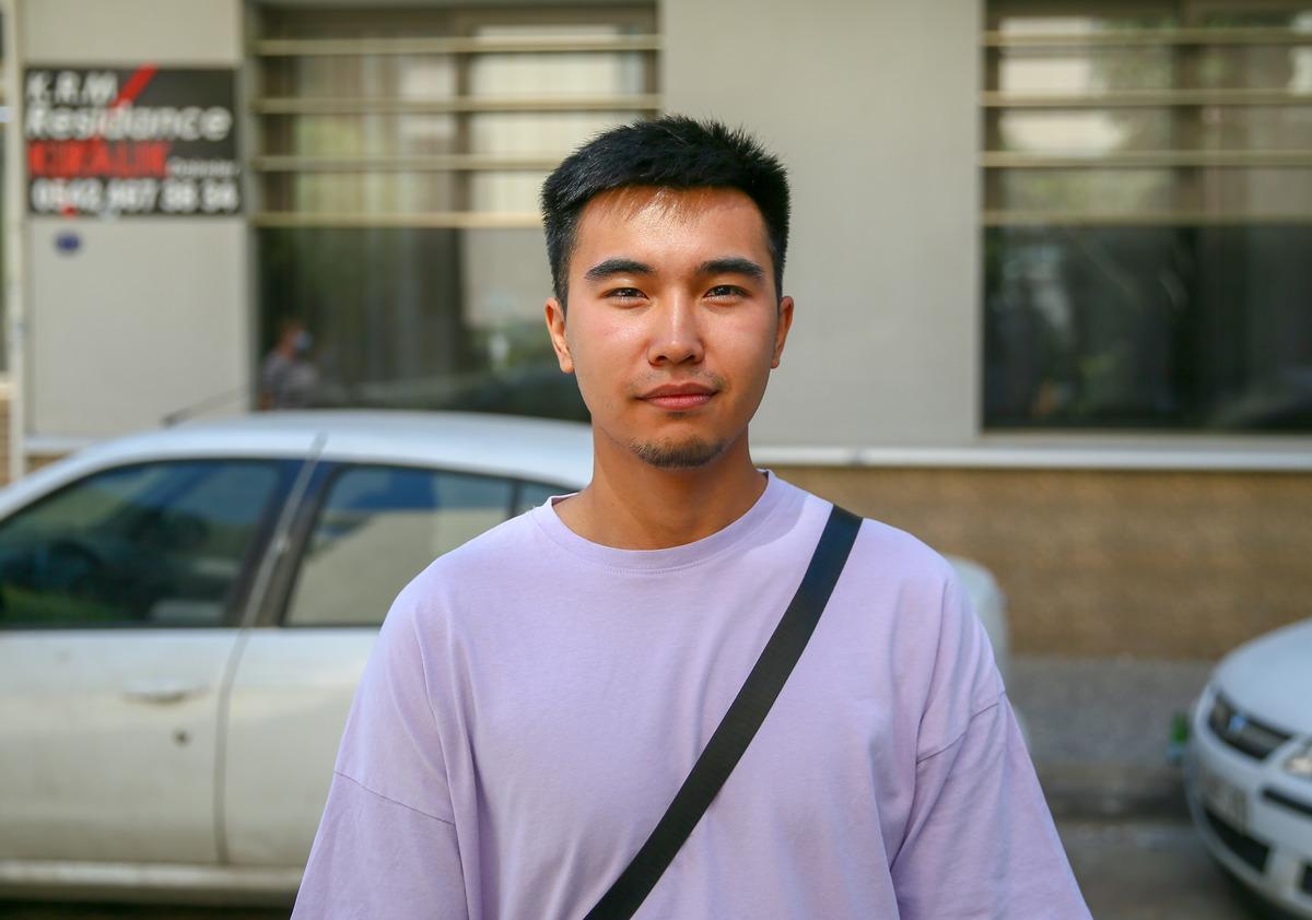 İzmir'de &ccedil;ok sayıda &ouml;ğrenciye aynı evi kiraladığı iddia edilen ş&uuml;pheli tutuklandı