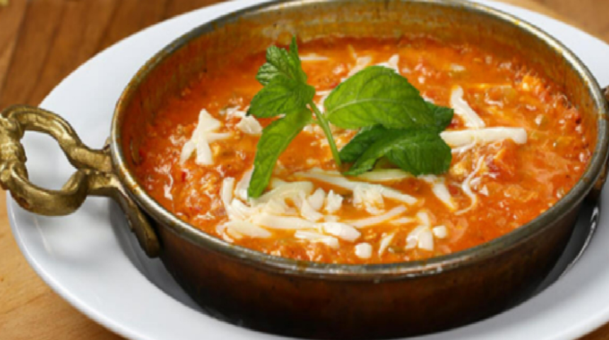 Soğanlı soğansız boşverin: Tüm püf noktalarıyla Masterchef menemen tarifi! Menemen nasıl yapılır?