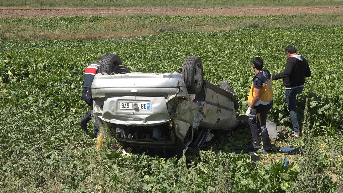 Sivas'ta 2 trafik kazasında 3 kişi yaralandı