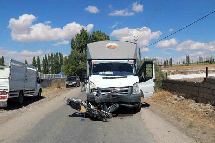 Sivas'ta 2 trafik kazasında 3 kişi yaralandı G3