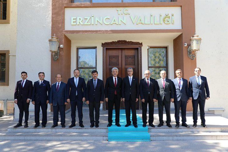 MHP Genel Başkan Yardımcısı Kamil Aydın'dan Vali Makas'a ziyaret G3