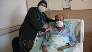 Konya'da 12 yıl bekledikten sonra böbrek nakledilen hasta, bağışçı aileye minnettar