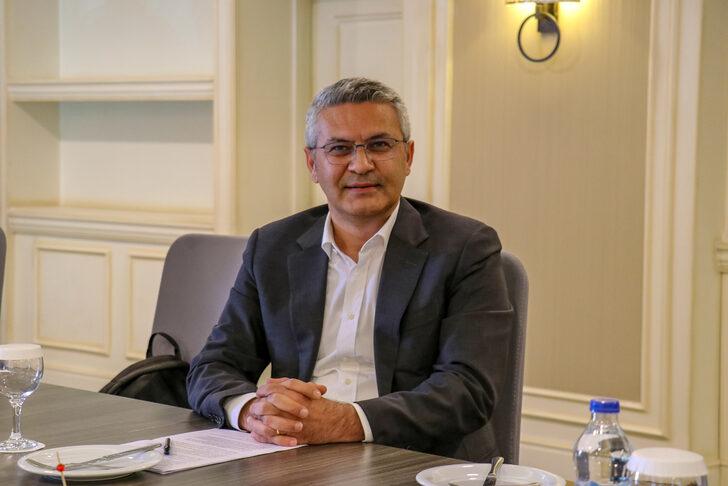 CHP Genel Başkan Yardımcısı Salıcı, Van'da gazetecilerle buluştu: G1