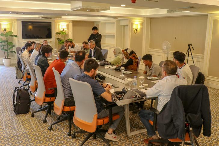 CHP Genel Başkan Yardımcısı Salıcı, Van'da gazetecilerle buluştu: G3