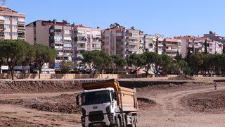 İzmir'de kamyonun çarptığı kişi hayatını kaybetti