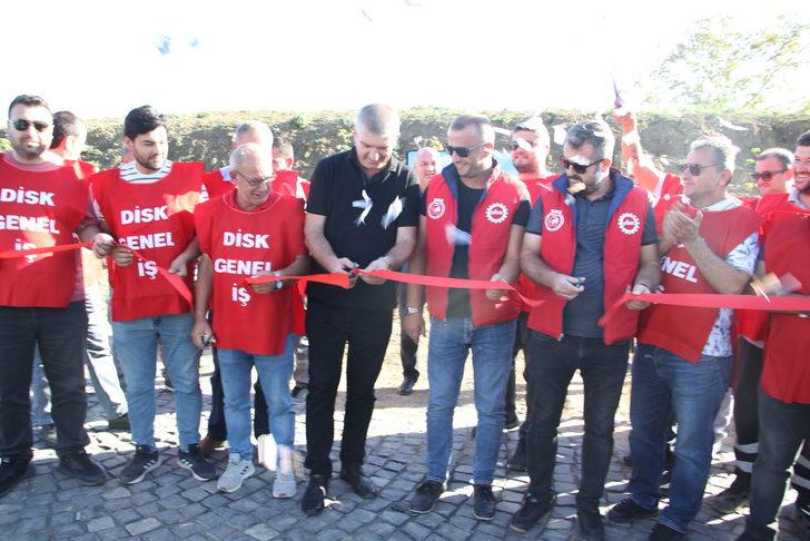 Tekirdağ Büyükşehir Belediyesi işçileri ek zam talebiyle eylem yaptı G1