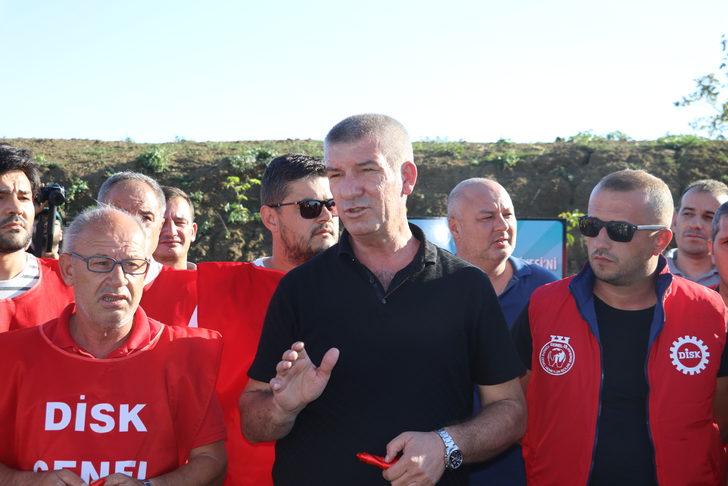 Tekirdağ Büyükşehir Belediyesi işçileri ek zam talebiyle eylem yaptı G2