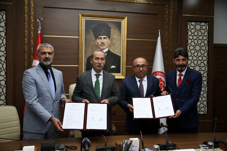 Cumhuriyet Üniversitesi ile Türkiye Kayak Federasyonu arasında iş birliği protokolü imzalandı G3