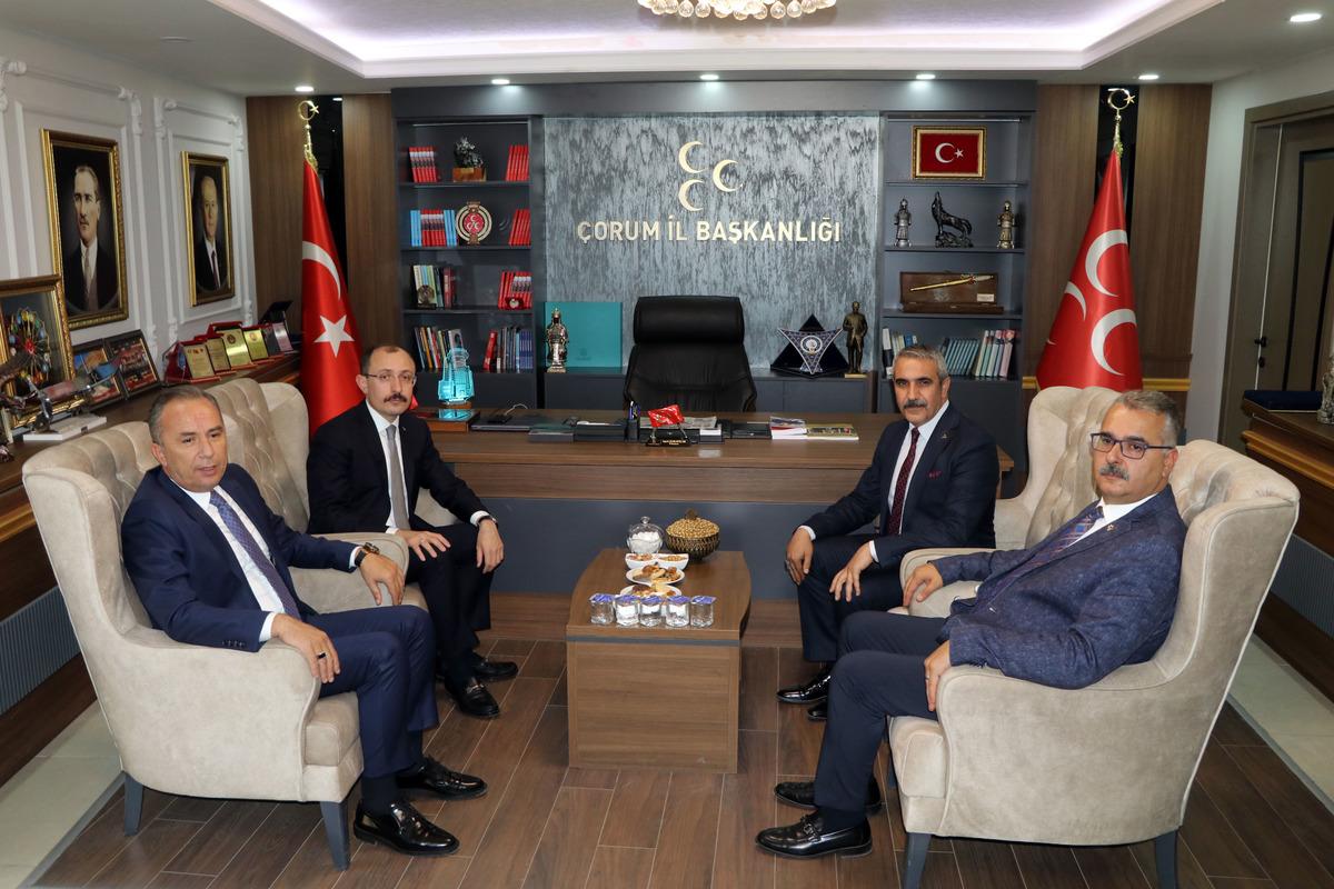Ticaret Bakanı Mehmet Muş, &Ccedil;orum'da ziyaretlerde bulundu