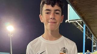 Birleşik Krallık'ın en genç futbolcusu oldu