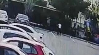 Önce amcasını sonra kendini vurdu! Kan donduran o anlar kameraya yansıdı