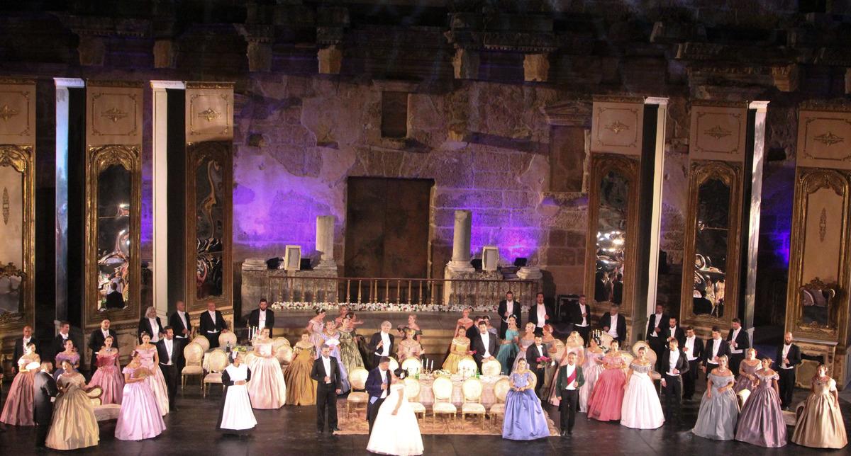 29. Uluslararası Aspendos Opera ve Bale Festivali'nde "La Traviata" operası sahnelendi