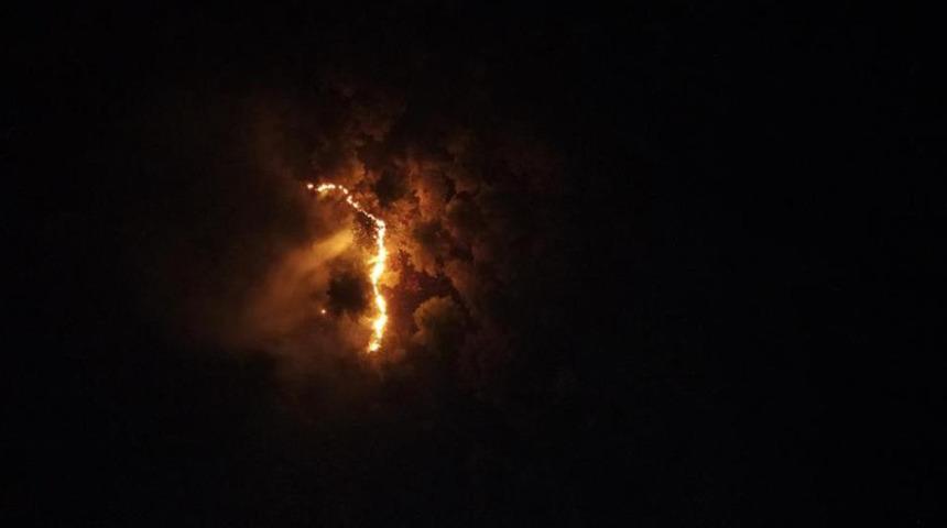 Gündüz saatlerinde söndürülmüştü! Adıyaman’da orman yangını yeniden başladı