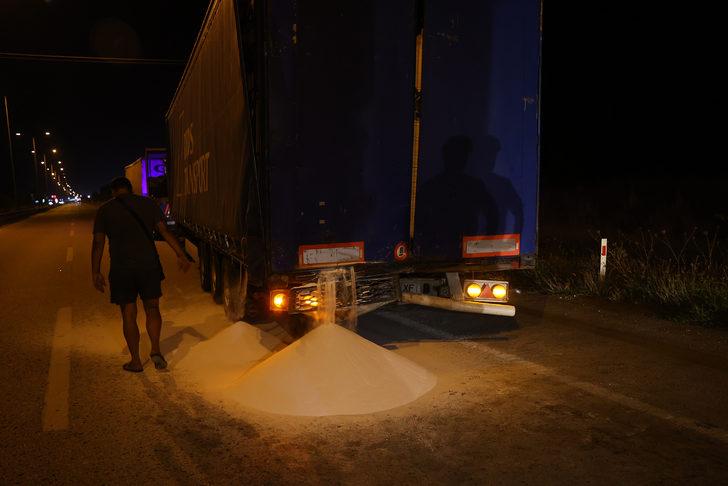 Edirne'de 2 tırın çarpıştığı kazada sürücü yaralandı G2