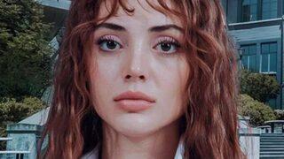 Duy Beni'nin Ekim'i Rabia Soytürk'ün derin göğüs dekolteli pozları büyüledi! Nasıl bir güzellik?