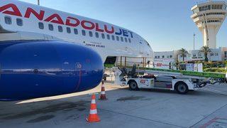 Turkish Cargo, Kraliçe Elizabeth'in cenazesi için İngiltere'ye çiçek taşıyor