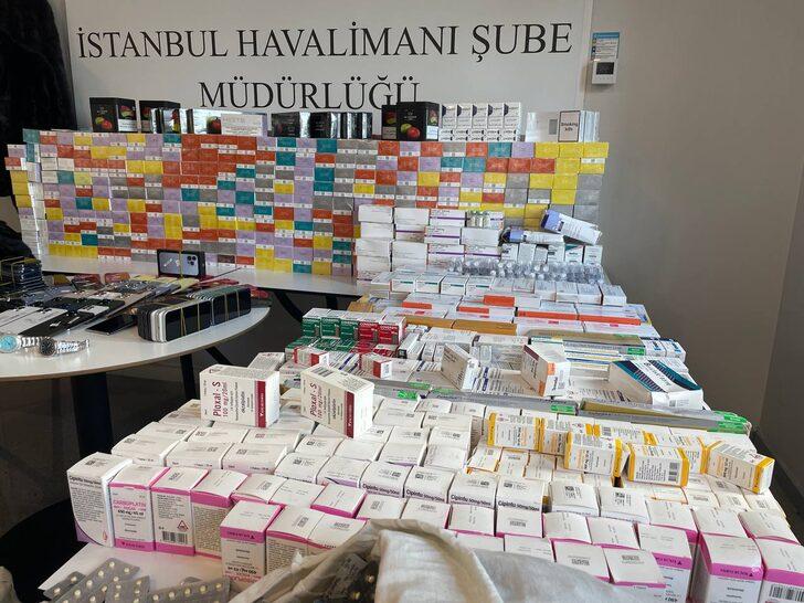 İstanbul Havalimanı'nda ele geçirilen gümrük kaçağı malzemeler sergilendi G5