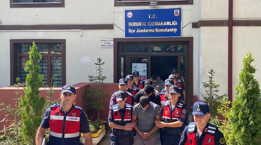 Bolu'da kablo hırsızlığı yapan 4 zanlı tutuklandı