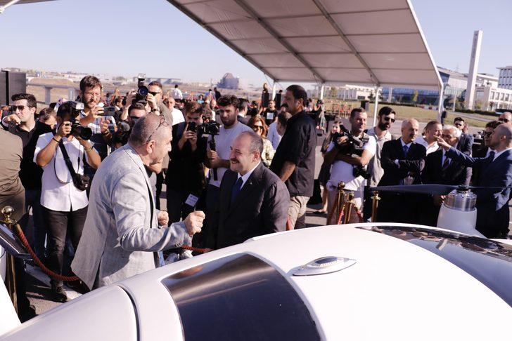 Sanayi ve Teknoloji Bakanı Varank, AirTaxi Dikey Hava Gösterisi'ni izledi: G3