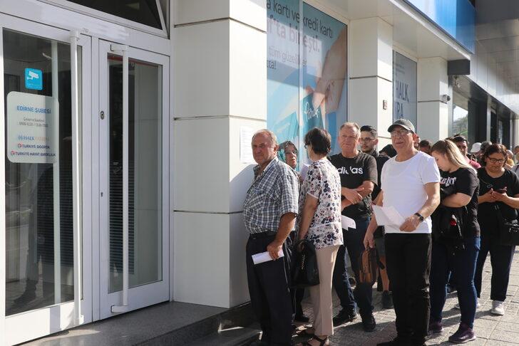 Ucuz konut için bankalara akın ettiler! Vatandaşlar: 'Kira öder gibi ev sahibi olacağız' G1