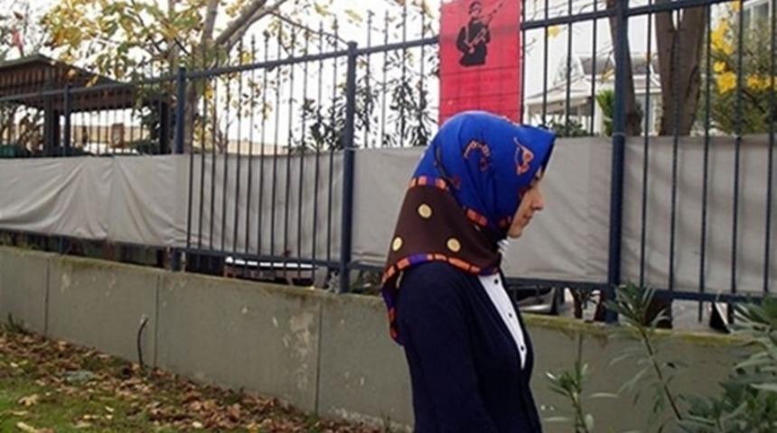 Askeri tesislere girişlerde baş&ouml;rt&uuml;s&uuml; yasağı kalktı