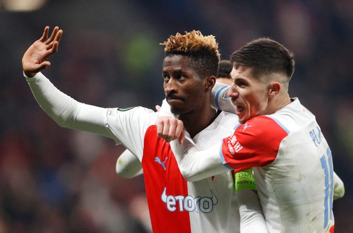 Fenerbahçe'ye rakip olmuştu! Jesus gemileri yaktı... İşte F.Bahçe'nin ocak transferi G1