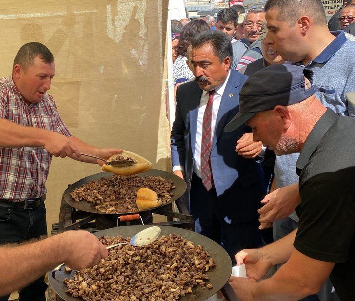 Kırşehir'de Ahilik Haftası'nda yöresel lezzetler ve el emeği ürünler sergilendi G5