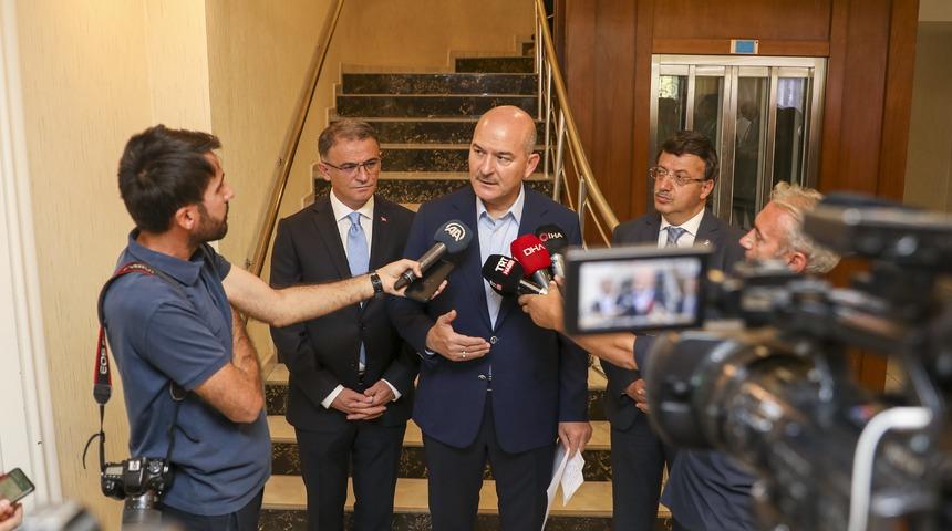 İçişleri Bakanı Süleyman Soylu, Van'da gazetecilerin sorularını yanıtladı: