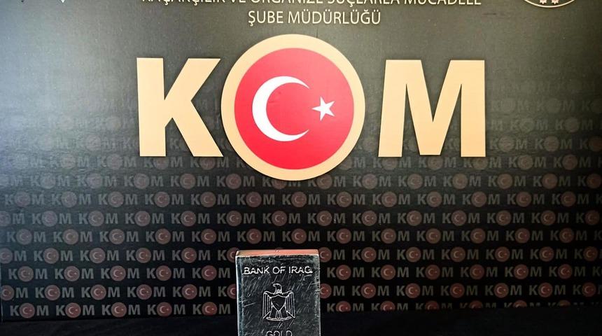 Ağrı'da külçe altın olduğu değerlendirilen bir kilogramlık materyal yakalandı