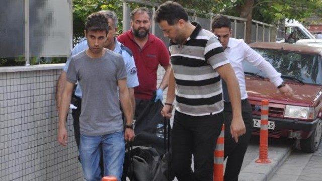 Otel odasında elleri arkadan bağlı, barfiks demirine asılı ölü bulundu