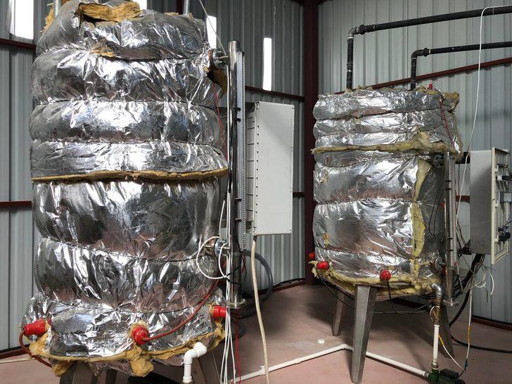 Bursa'da sahte içki için etil alkol yapımında kullanılan 1 ton kimyasal ele geçirildi G4