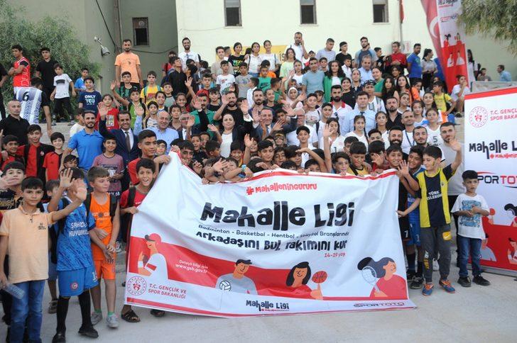 Şırnak'ta "Mahalle Ligi" projesi kapsamında düzenlenen spor etkinliği başladı G1