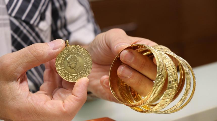 Kuyumculardan yeni altın tahmini! Yatırımcılara tavsiye: 'Bu fiyatlardan altın alın'