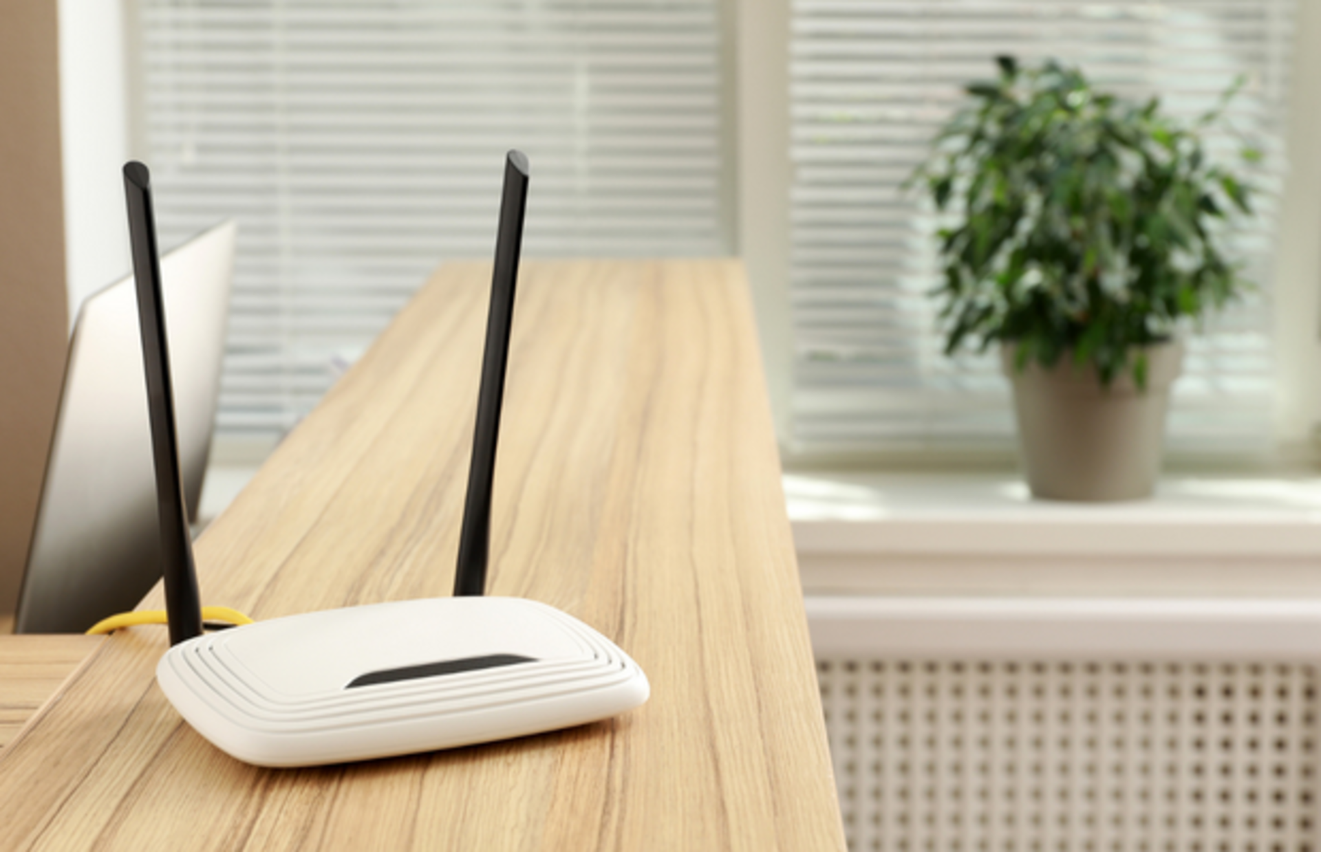 Ev internetini kullanmakta sıkıntı yaşayanlar için evin her yerine ulaşacak en iyi çeken modemler