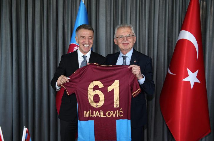 Trabzonspor'dan Kızılyıldız yöneticilerine dostluk yemeği G2