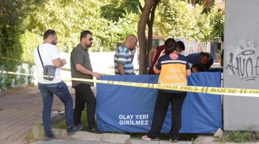Parkta boynundan vurulmuş halde bulunmuştu! Şüpheli ölüm intihar çıktı