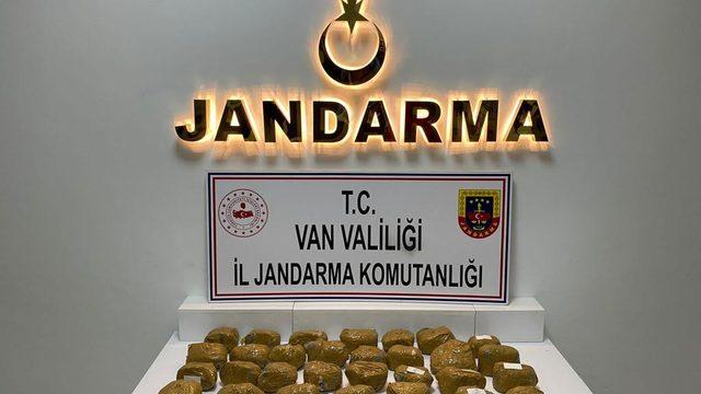 Van'da 18 kilo 321 gram esrar ele geçirildi
