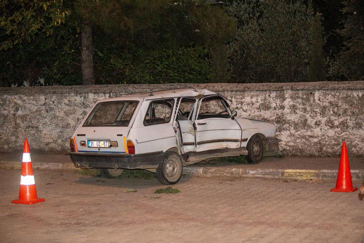 Hatay'da iki otomobilin çarpıştığı kazada 3 kişi yaralandı G1