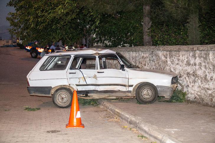 Hatay'da iki otomobilin çarpıştığı kazada 3 kişi yaralandı G2