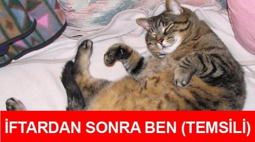 Herkesin a&ccedil;lıkla başetme y&ouml;ntemi farklı: Sahur ve iftar arası mizahı se&ccedil;enler